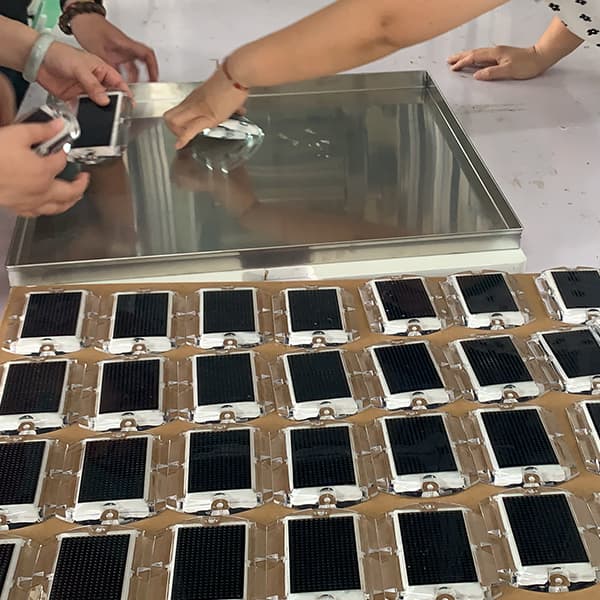 Underground Solar Reflective Stud Light For Urban Road In Malaysia
